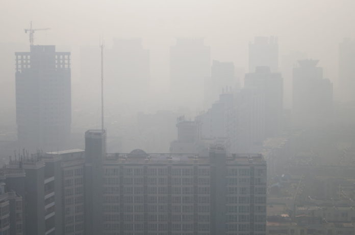 Ville chinoise polluée, ©123RF