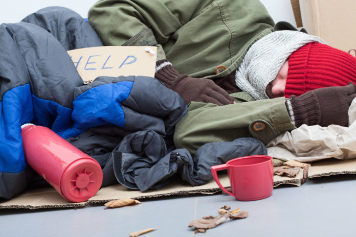 SDF, Collectifs morts dans la rue, décès SDF ©123RF