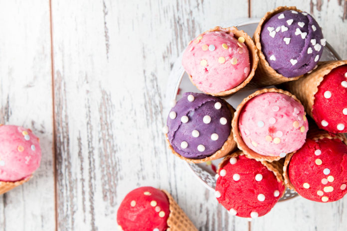 Additifs dans les produits alimentaires, glaces, bonbons 123RF©