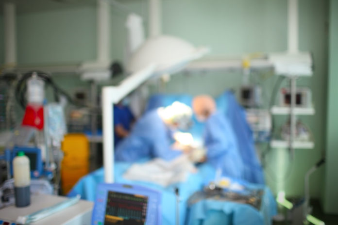 Covid-19 les seniors les plus touchés123RF©