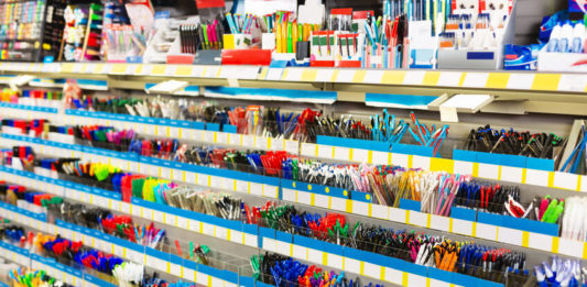 Fournitures scolaires : l’Anses réclame une réglementation sur la composition des produits © 123 RF