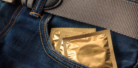 Les préservatifs masculins masculins gratuits pour les jeunes © 123RF