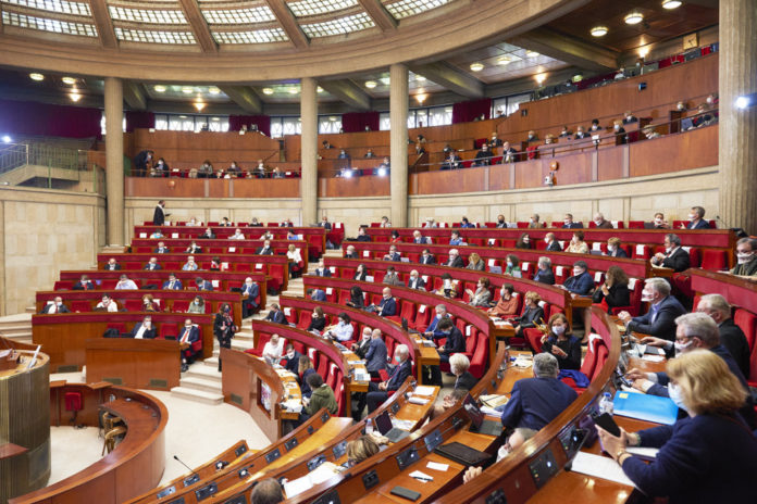 Conseil économique, social et environnemental (CESE) séance plénière d'installation © CESE / Katrin Baumann
