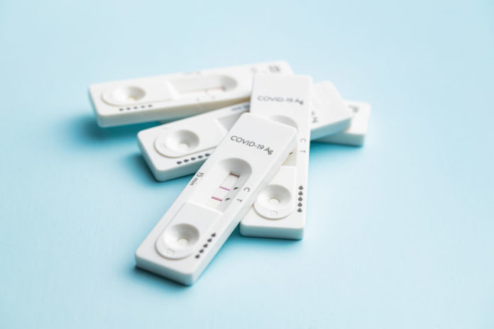 Le ministère de la Santé lève les dernières mesures spéciales mises en place pour limiter l’épidémie de Covid-19. © 123 RF