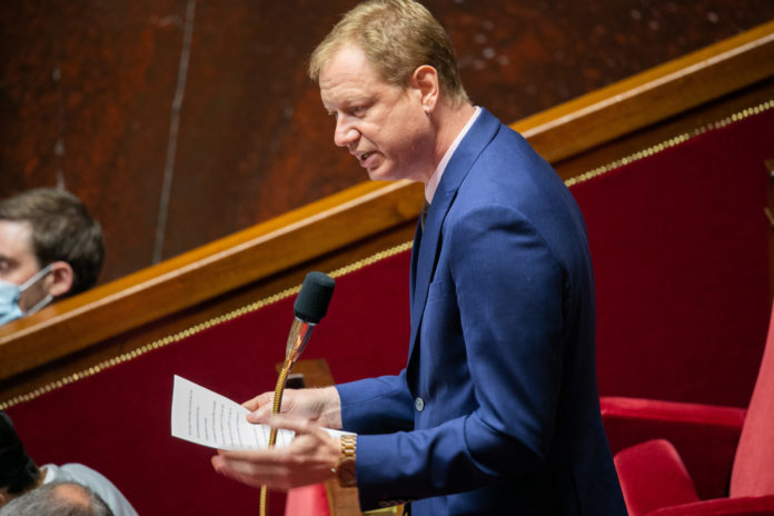 A l’Assemblée nationale, le député des Bouches-du-Rhône et membre de la commission des affaires sociales Pierre Dharréville. © Romain GAILLARD/REA