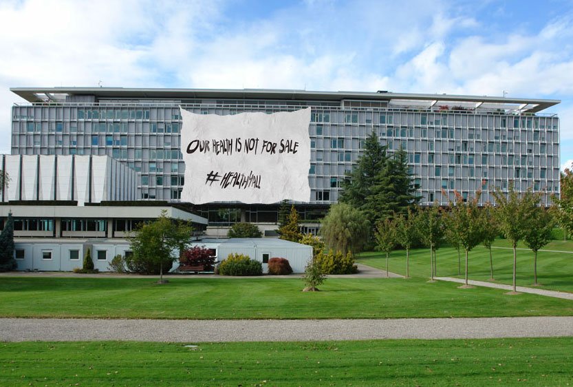 Action menée par le Réseau européen contre la privatisation de la santé au siège de l