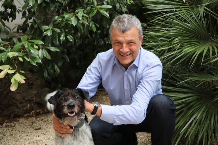 le président de la Société protectrice des animaux (SPA), Jacques-Charles Fombonne © SPA