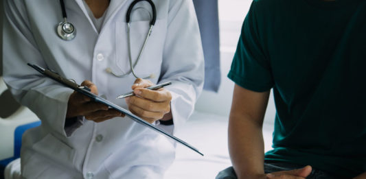 L'efficacité de l'Aide médicale de l'Etat (AME) dans l'accès aux soins démontrée © 123 RF