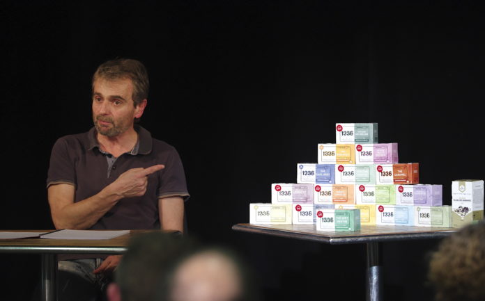 Philippe Durand acteur et metteur en scène de « 1336 (Parole de Fralibs) » © JL Chouteau