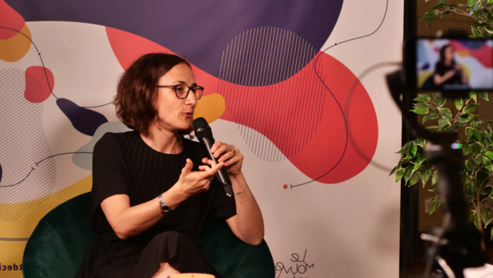 Claire Thoury rappelle qu’il y a 1,5 million d’associations en France, soit 20 millions de bénévoles. ©DR