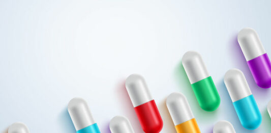 Trier ses médicaments est une geste citoyen qui permet d’éviter de retrouver des résidus thérapeutiques dans les nappes phréatiques et préserve l’écosystème. © 123RF