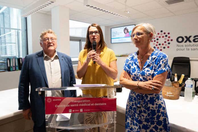 Inauguration du centre de santé médical et dentaire Oxance de Romans-sur-Isère, le jeudi 12 juin 2025, en présence Jacques Seguin, président d’Oxance, de Carole Hazé, la présidente de la Fédération des mutuelles de France Jacques Seguin, président d’Oxance et de Marie-Hélène Thoraval, Maire de Romans. © Jean Delmarty/Alpaca/Andia.fr