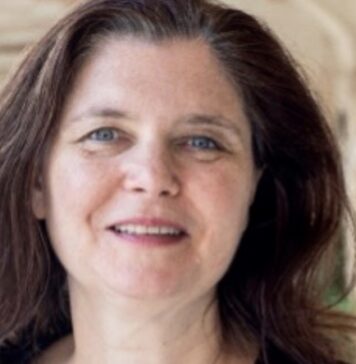 IA : « L’éthique doit être un passage obligé » Vanessa Nurock est professeure de philosophie à l’université Côte-d’Azur et responsable de la chaire Unesco sur l’éthique du vivant et de l’artificiel (EVA). © Unesco Eva